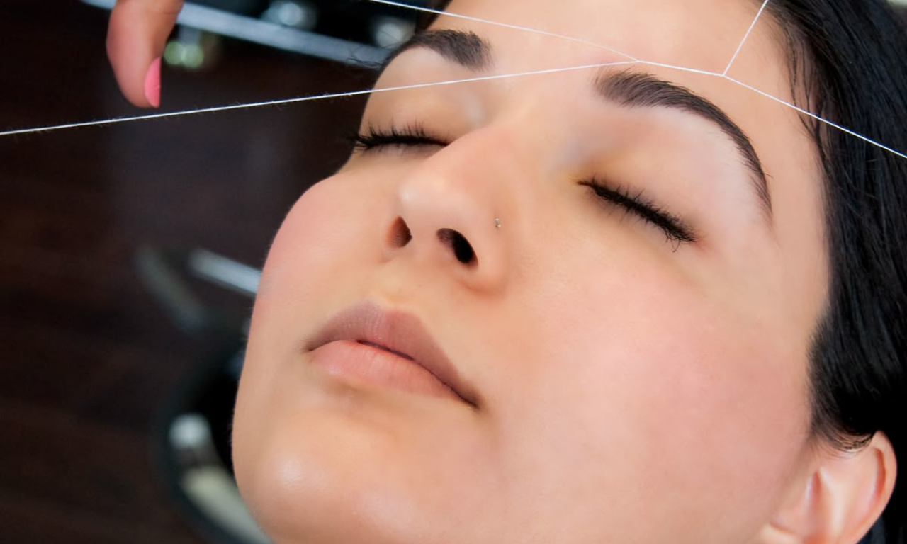 “Smooth Skin or Hidden Damage? What You Must Know About Face Threading & Face Waxing”